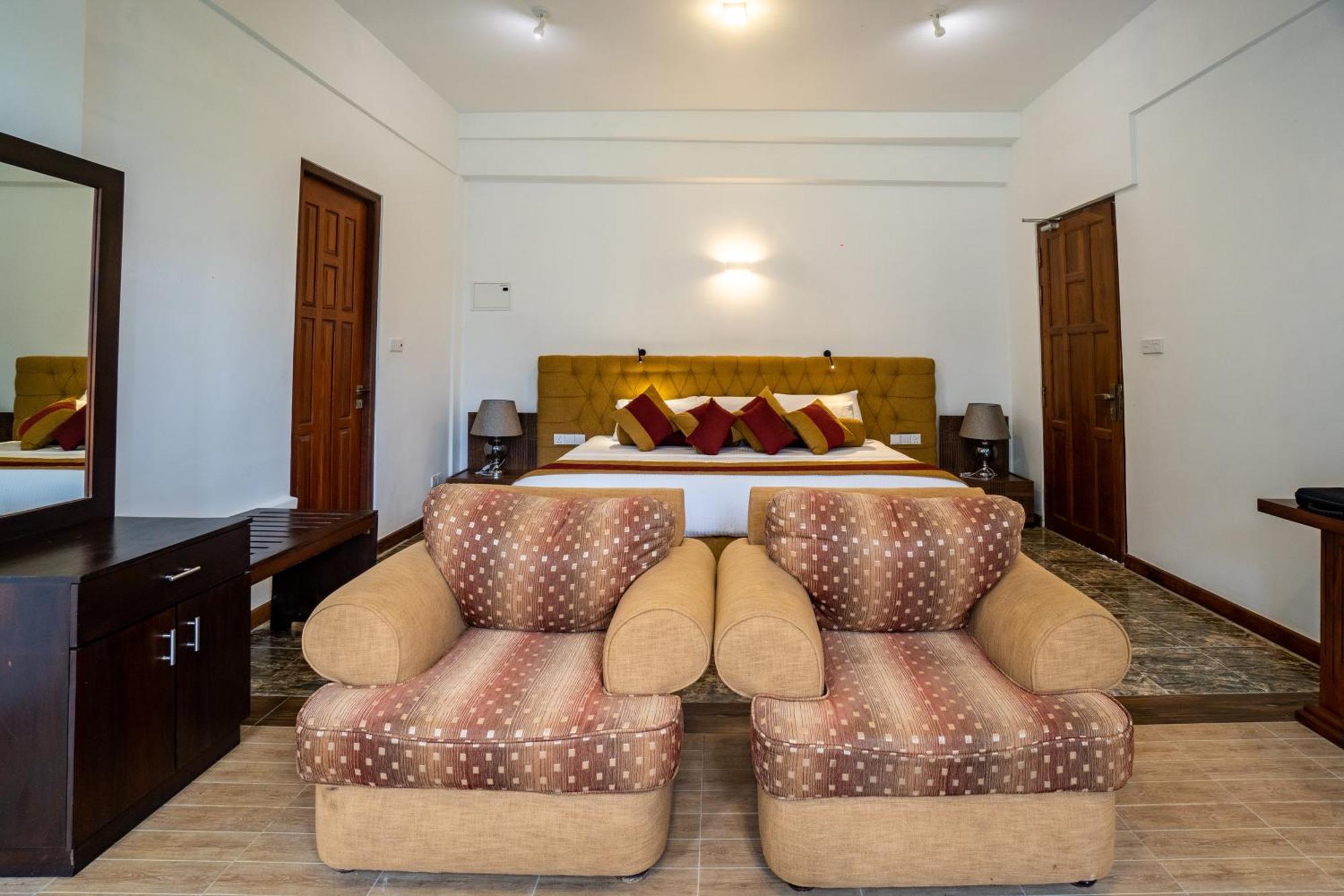 Shanthi Uyana Kandy Extérieur photo